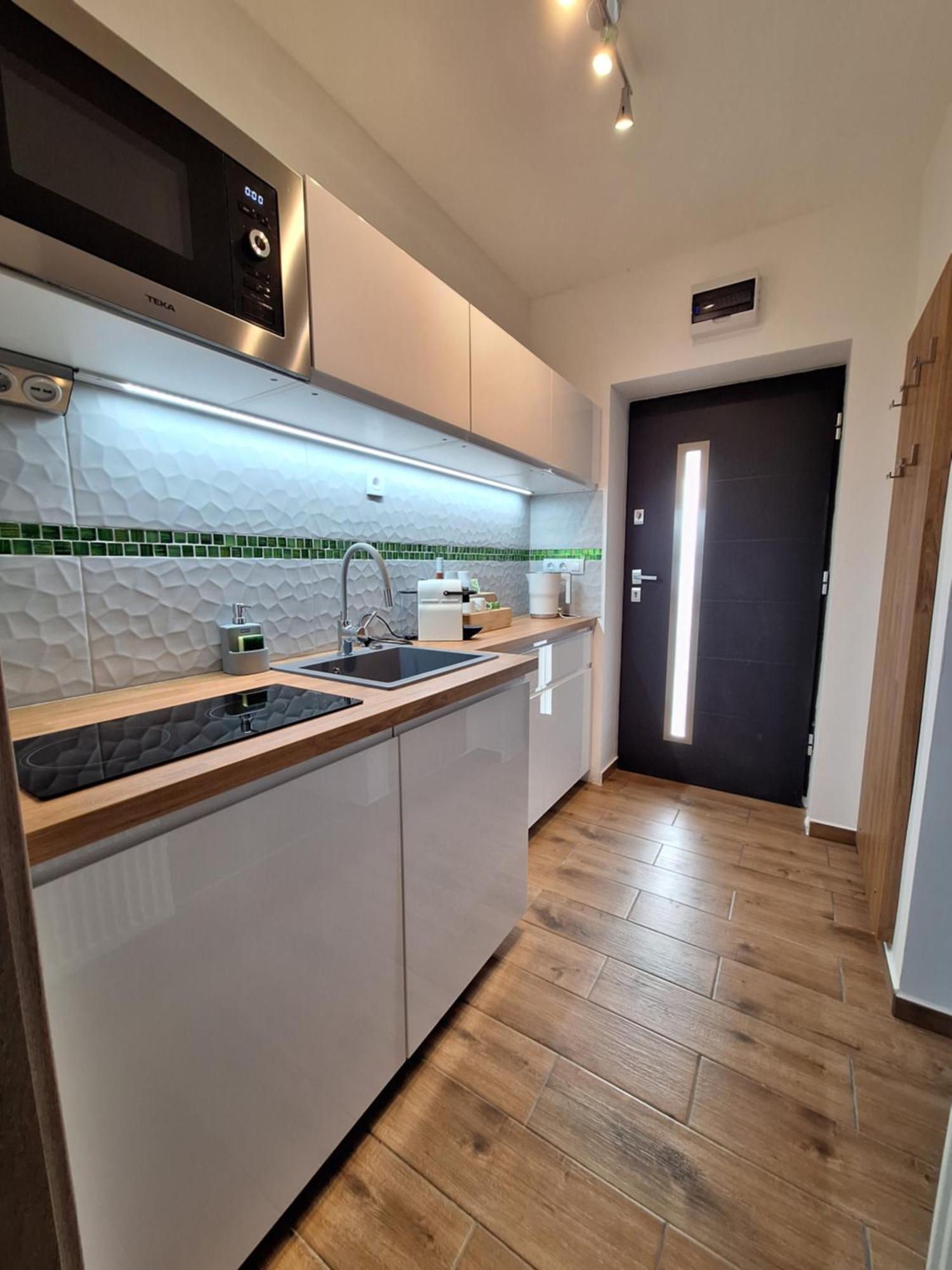 Happy Home Apartman 미슈콜츠 외부 사진