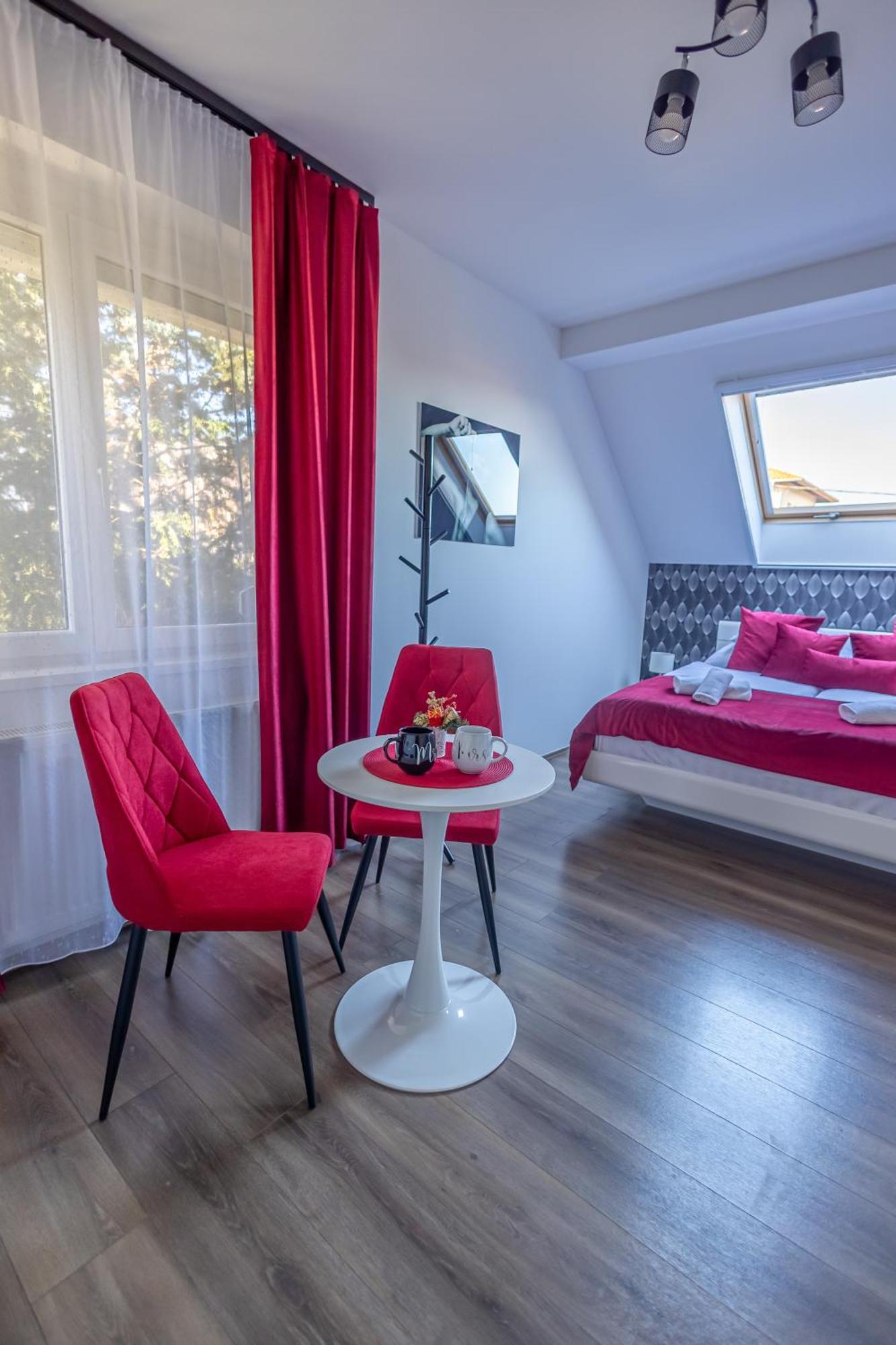 Happy Home Apartman 미슈콜츠 외부 사진